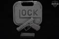 Glock 19 Gen3 RTF2 9mm Luger Black in Very Good Condition Image 2