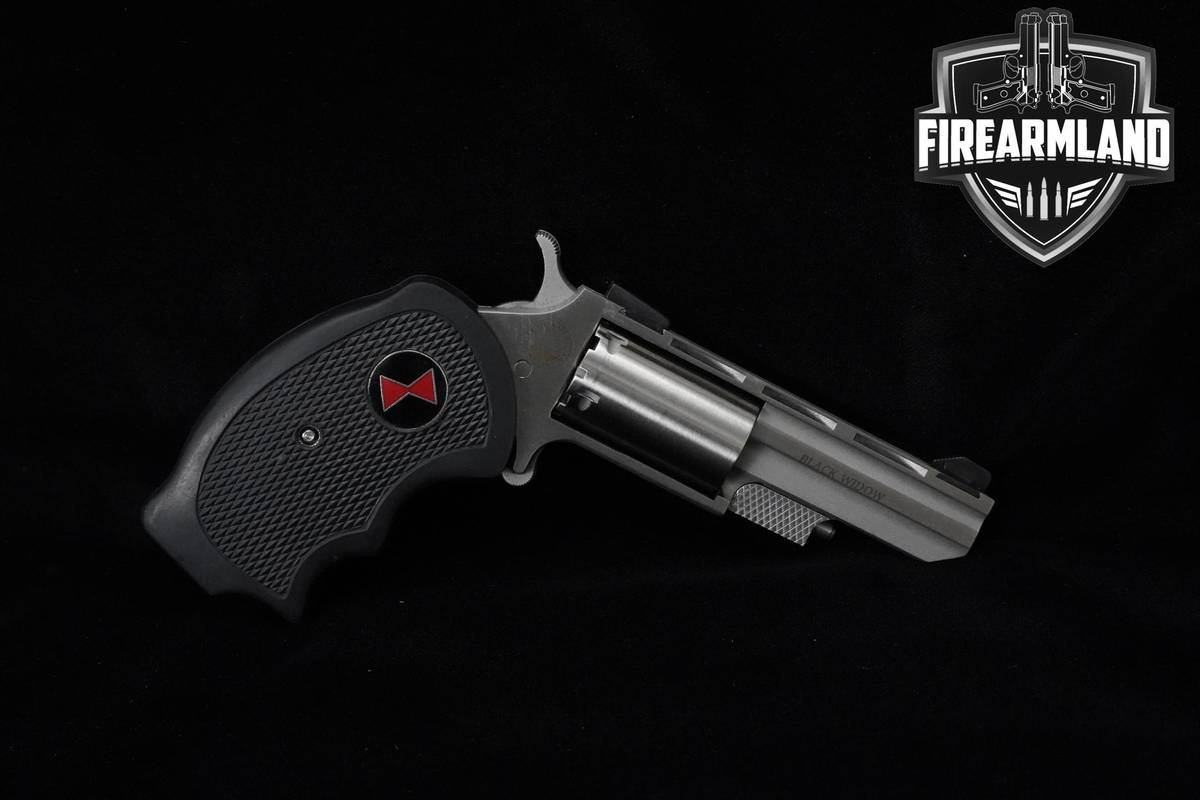 North American Arms (NAA) Black Widow .22 LR/.22 Mag 2" NAA +ORIG CASE