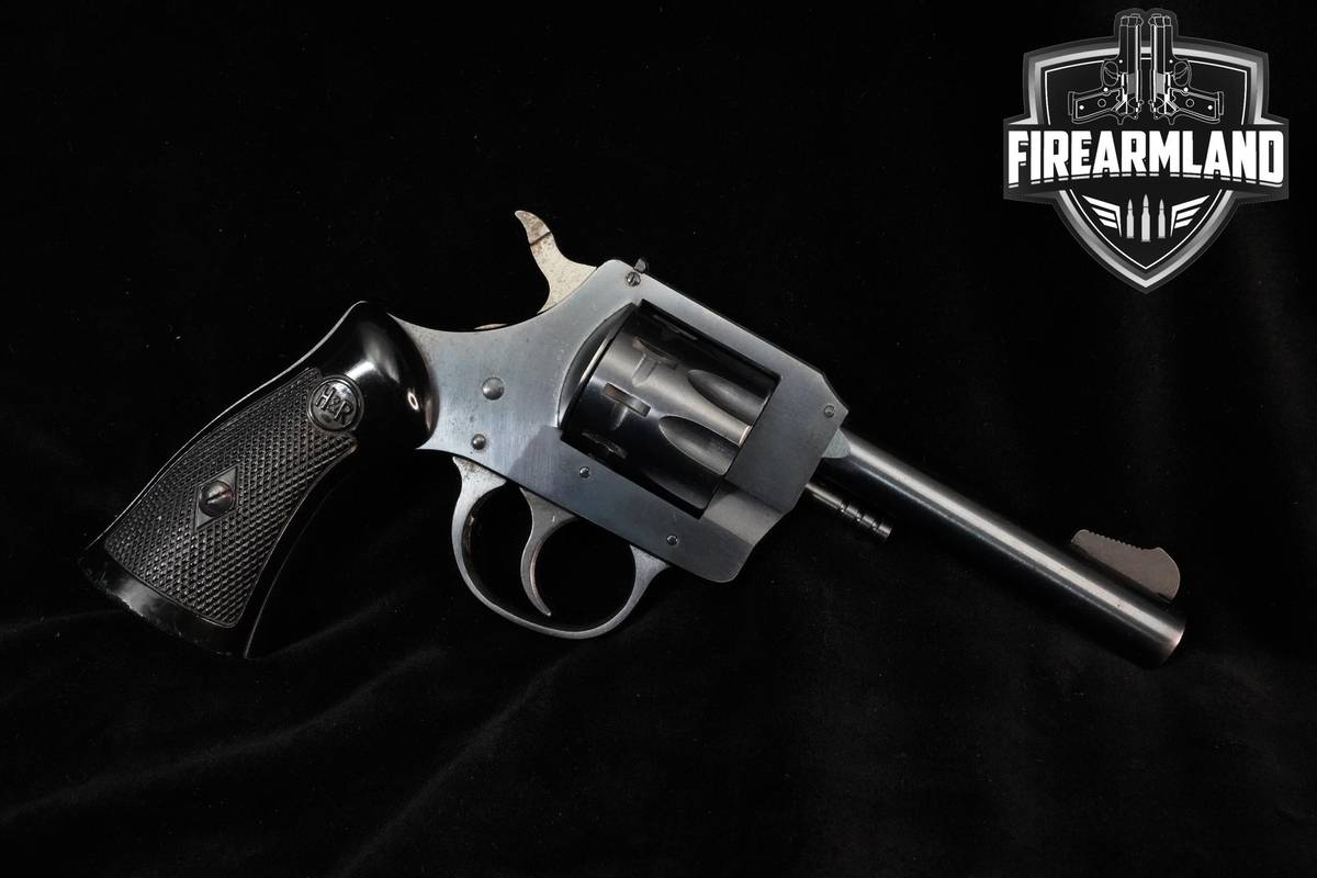 1971 Harrington & Richardson (H&R) Model 929 22LR 4" Blued H&R 929 DA/SA