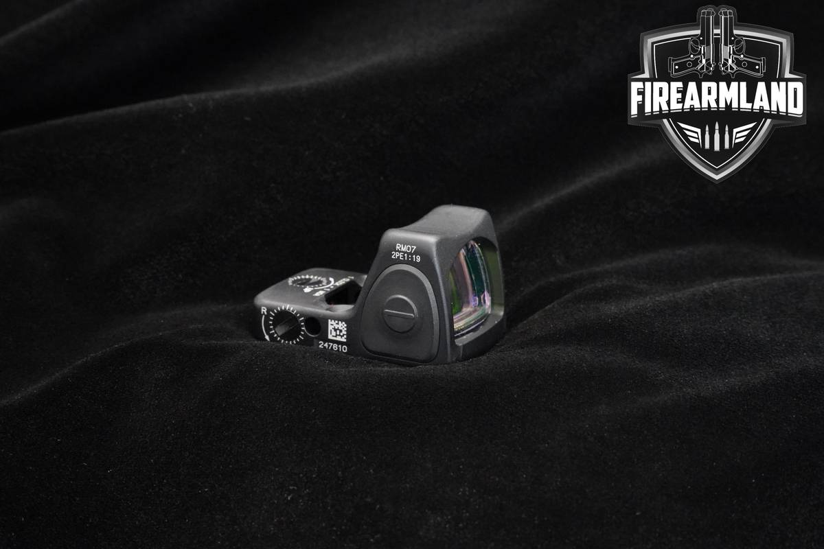 Trijicon RMR Adjustable LED - 6.5 MOA Red Dot Trijicon-RMR ORIG BOX & OPTIC