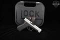 Glock G48 Slimline, non-MOS 9mm Luger Two-Tone Black & Silver in Good Condition Image 2