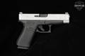 Glock G48 Slimline, non-MOS 9mm Luger Two-Tone Black & Silver in Good Condition Image 3