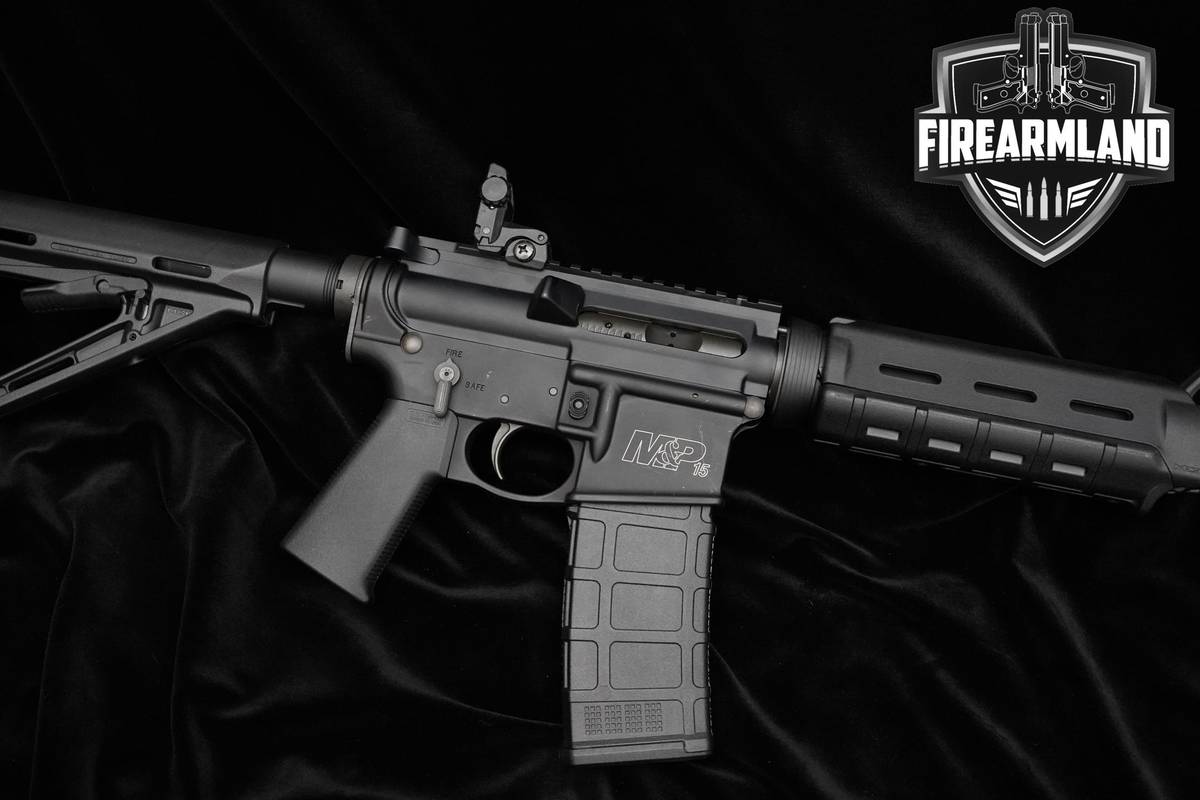 Smith & Wesson (S&W) M&P15 Sport 5.56 NATO 16.5" AR-15 RARER M-LOK VERSION