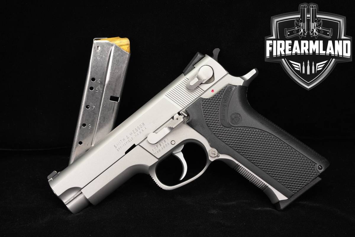 Smith & Wesson Model 4006 S&W 3rd Gen 40S&W DA/SA 4" Stainless +2 MAGS