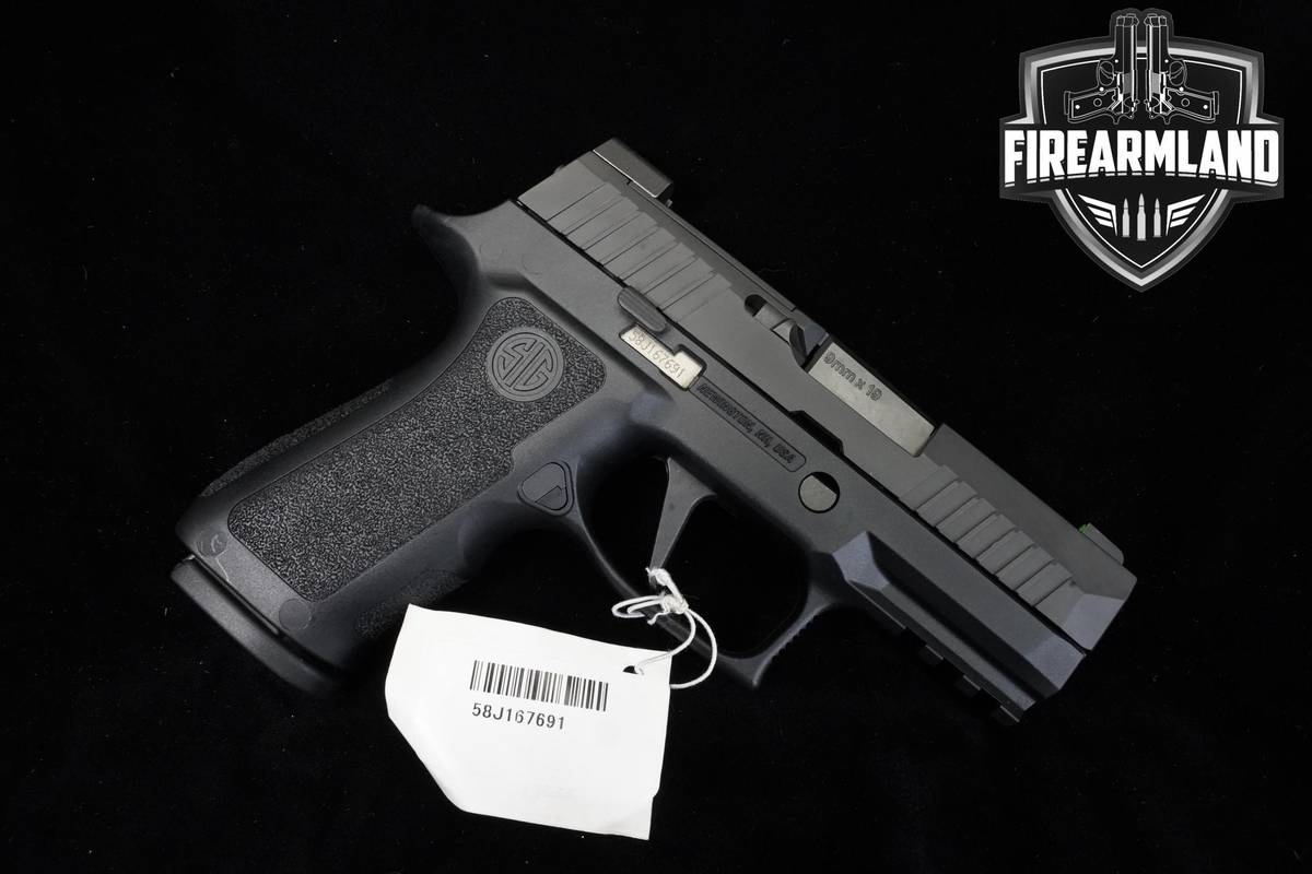 Sig Sauer P320 XCompact 9mm 3.6" Nitron Sig-Sauer P320 +2 MAGS & ORIG CASE