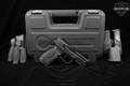Smith & Wesson (S&W) M&P40 M2.0, Full Size, No Thumb Safety, Carry & Range Kit .40 S&W Black in Like-New Condition Image 2