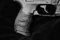Walther P22 Q Laser Set .22 LR Matte Black in Excellent Condition Image 4