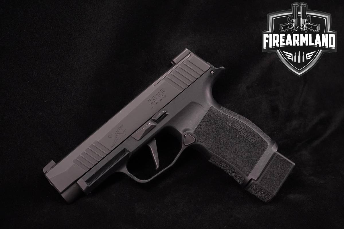 Sig Sauer P365 XL X-Series 9mm P-365 P365XL +3 MAGS, ORIG CASE & HOLSTER