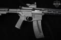 Smith & Wesson (S&W) M&P 15-22P Pistol .22 LR Black in Excellent Condition Image 5