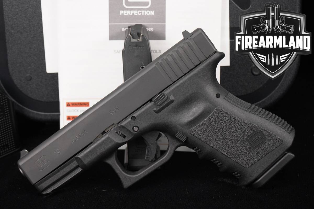 Glock 19 Gen3 G19 Gen 3 9mm 4.02 +2 MAGS & ORIG CASE