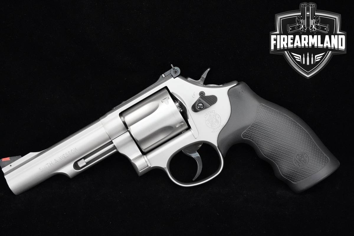 Smith & Wesson (S&W) Model 69 44 Magnum 4" Stainless Steel S&W 69 M69 DA/SA