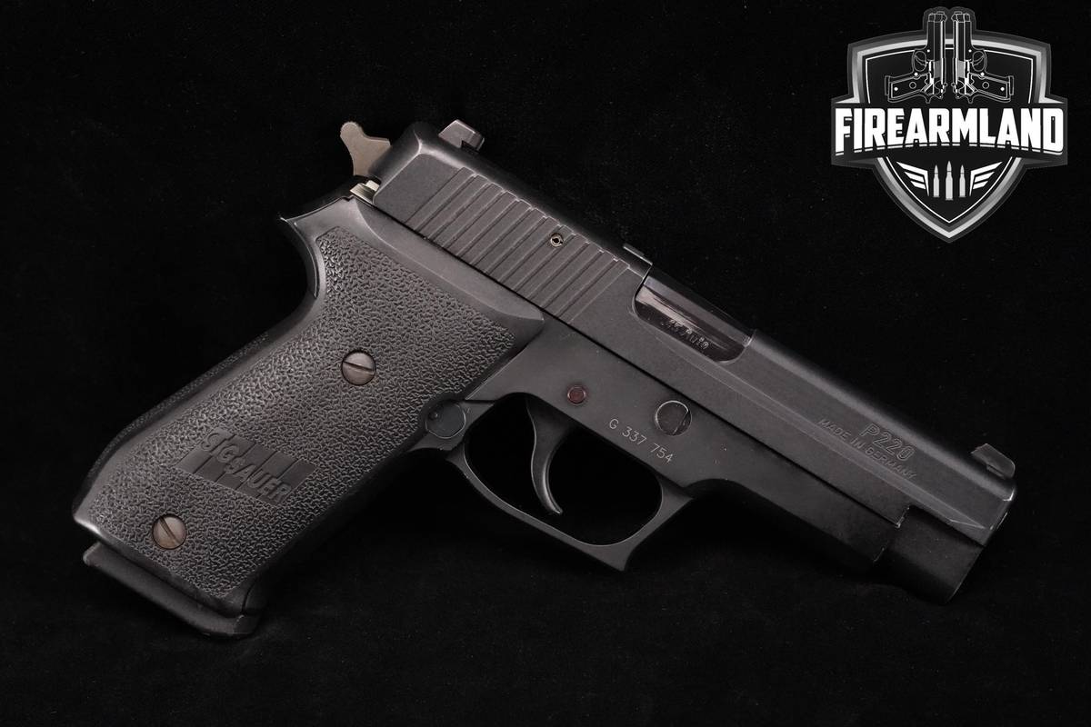 Sig Sauer P220 45 ACP 4.3" Sig-Sauer P220 +4 MAGS