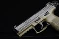 Heckler & Koch (H&K, HK) VP9 Green 9mm Luger (9x19 Para) Two-Tone in Like-New Condition Image 4