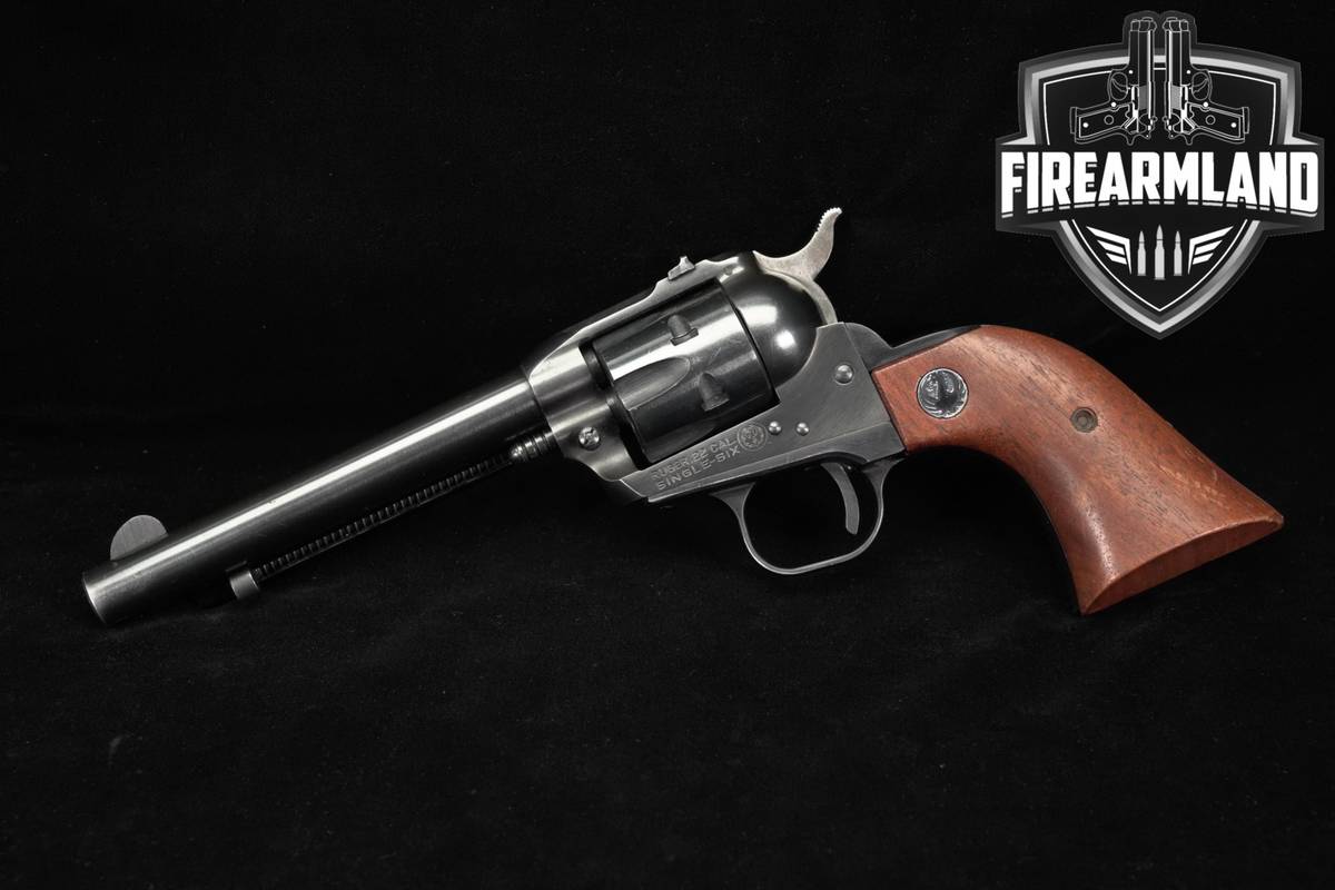 1969 Ruger Single-Six Standard, Old Model 3-Screw 22LR + XR3-RED GRIP