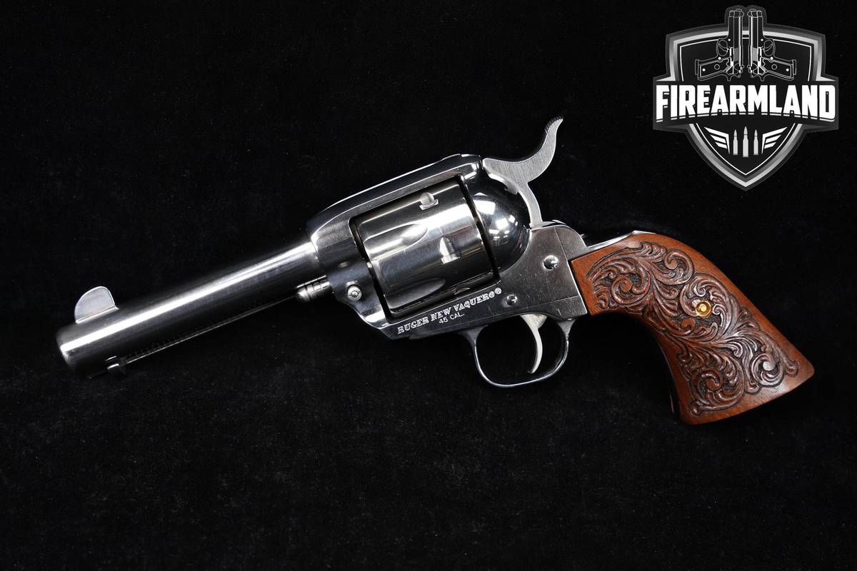 CARVED Ruger New Vaquero 45 Colt 4.62" High-Gloss Stainless +ORIG CASE
