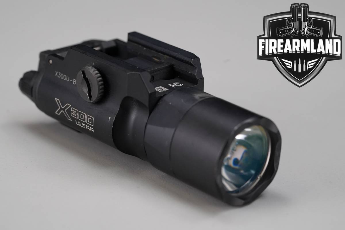 SureFire X300 Ultra 1000 Lumens Weapon Light X300U-B