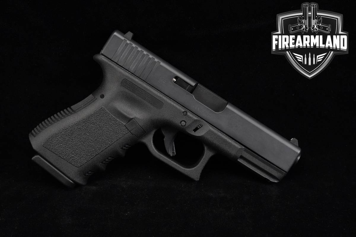 Glock 19 Gen3 9mm G19 Gen-3 +2 MAGS & ORIG CASE