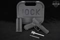 Glock Glock 22 Gen4 .40 S&W Black in Excellent Condition Image 2
