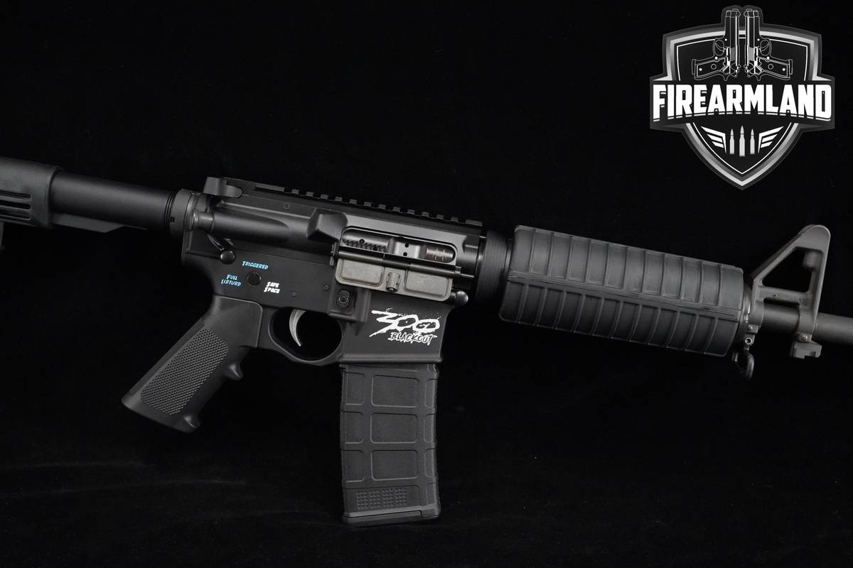 Spikes Tactical ST-15 .300 AAC Blackout 16" AR15 ST15 +6 MAGS