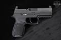 2020 Sig Sauer P320 Compact 9mm Luger Black in Very Good Condition Image 4