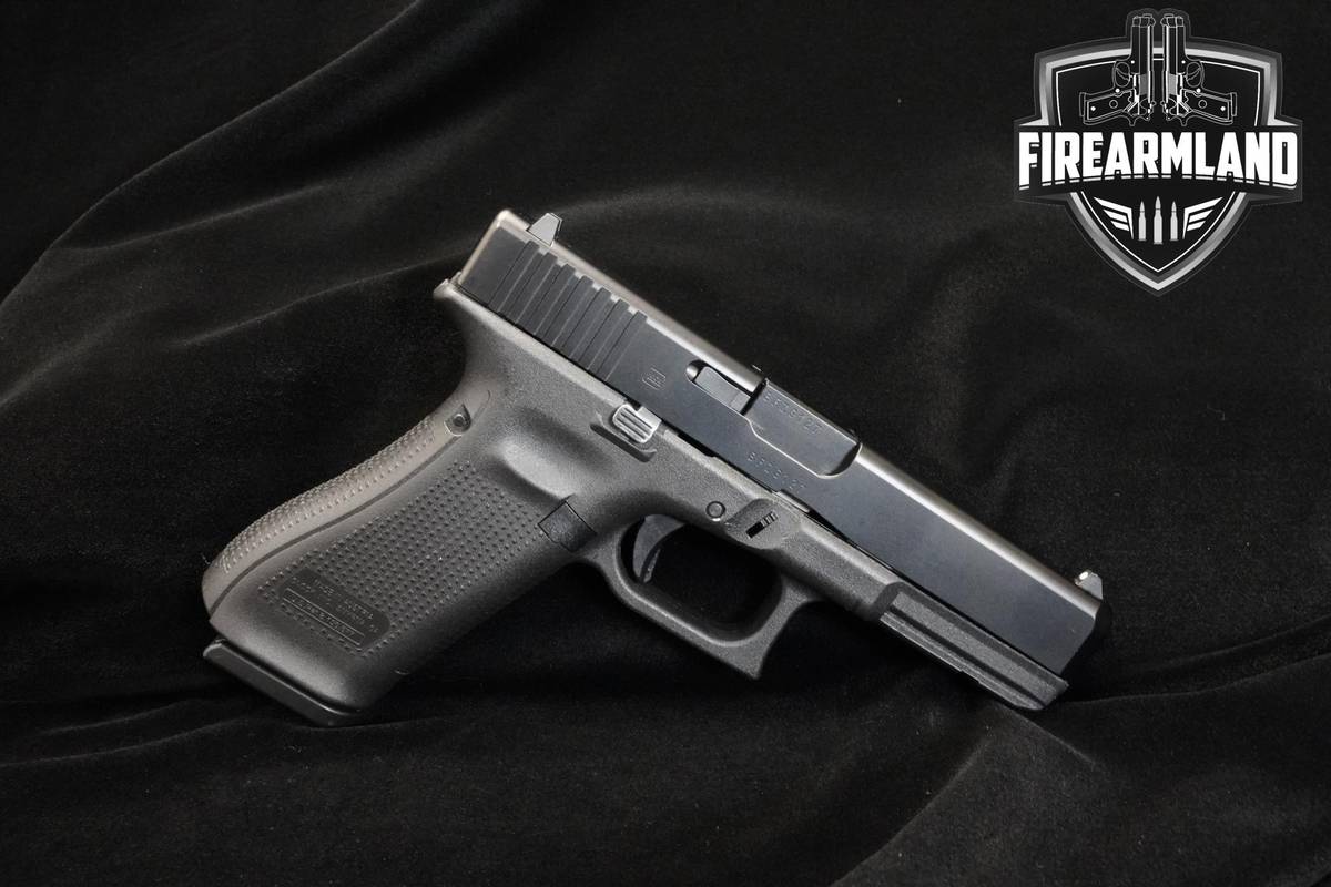 Glock 17 Gen5 9mm 4.49" Glock G17 Gen-5 +3 MAGS & ORIG CASE
