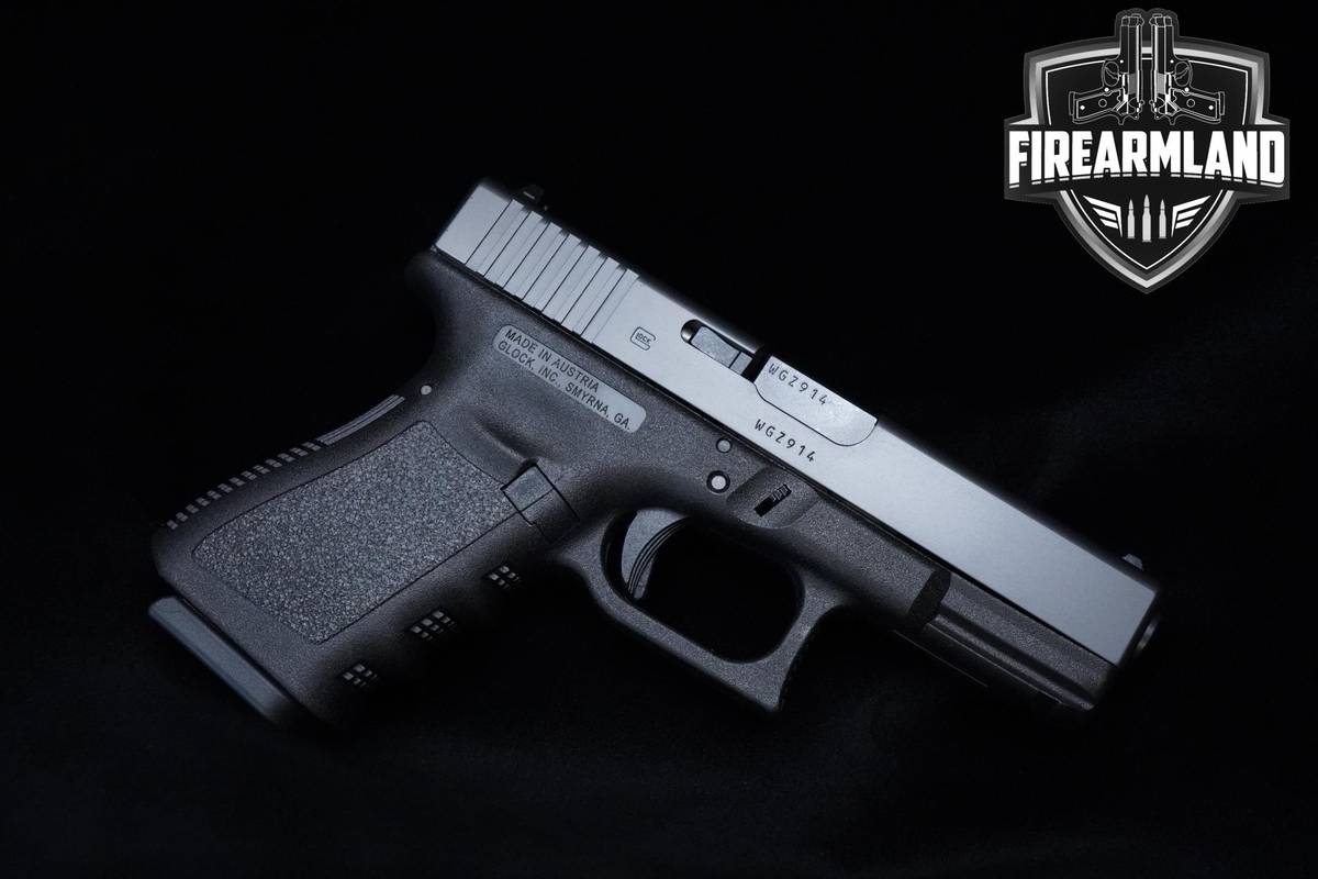 COMPLIANT Glock 19 Gen3 9mm 4" Glock G19 G-19 Gen-3 +3 MAGS & ORIG CASE