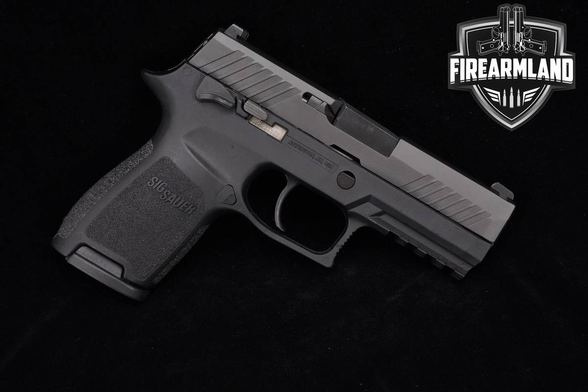 Sig Sauer P320 9mm P320 P-320 +3 MAGS & ORIG CASE
