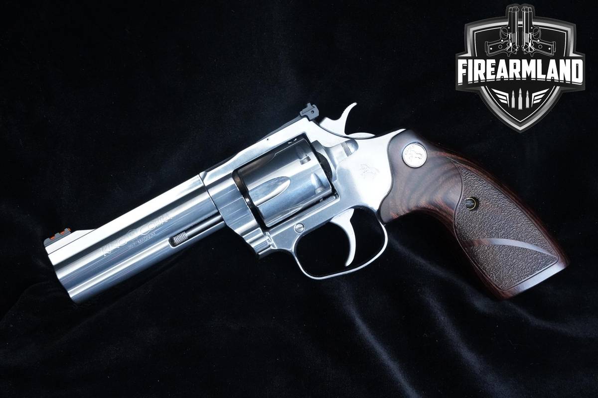 Colt King Cobra 357 Magnum 4" Polished Stainless Colt-King Cobra +ORIG CASE