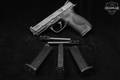 Smith & Wesson (S&W) M&P 40 .40 S&W Black in Very Good Condition Image 2