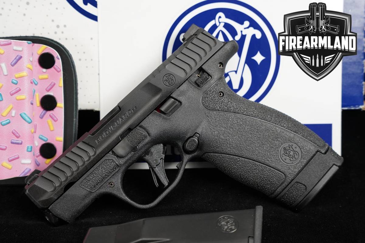 Smith & Wesson S&W Bodyguard 2.0 TS 380 ACP 2.75" 2MAGS, ORIG BOX & HOLSTER