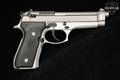 Beretta 92FS Inox 9mm Luger Stainless in Very Good Condition Image 2