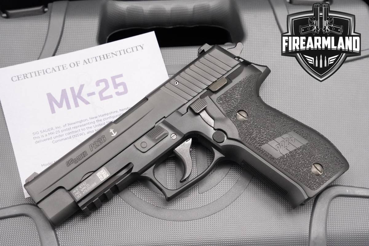 Sig Sauer MK25 P226 USN 9mm Sig-Sauer-MK25-P226 MK-25 +4 MAGS & CASE