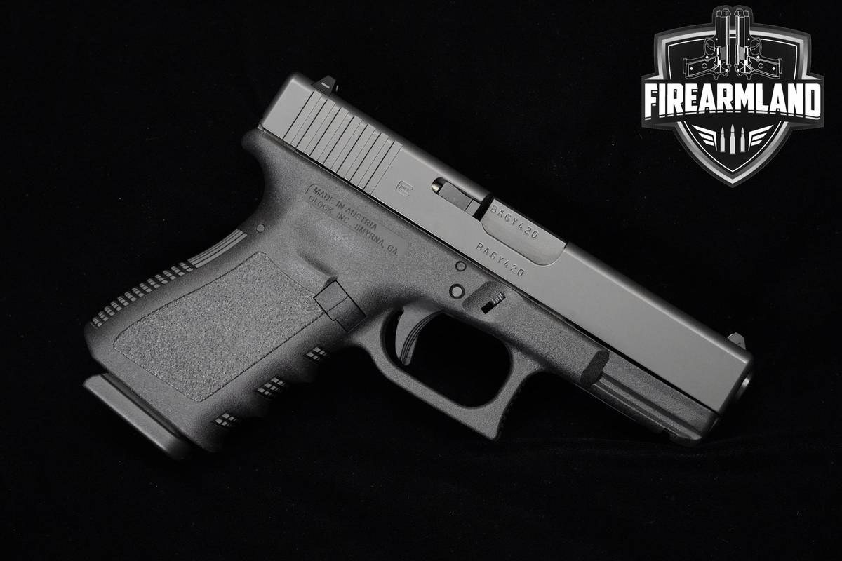 Glock 19 Gen3 9mm 4.02" Tenifer Glock G19 Gen-3 +2 MAGS & ORIG CASE