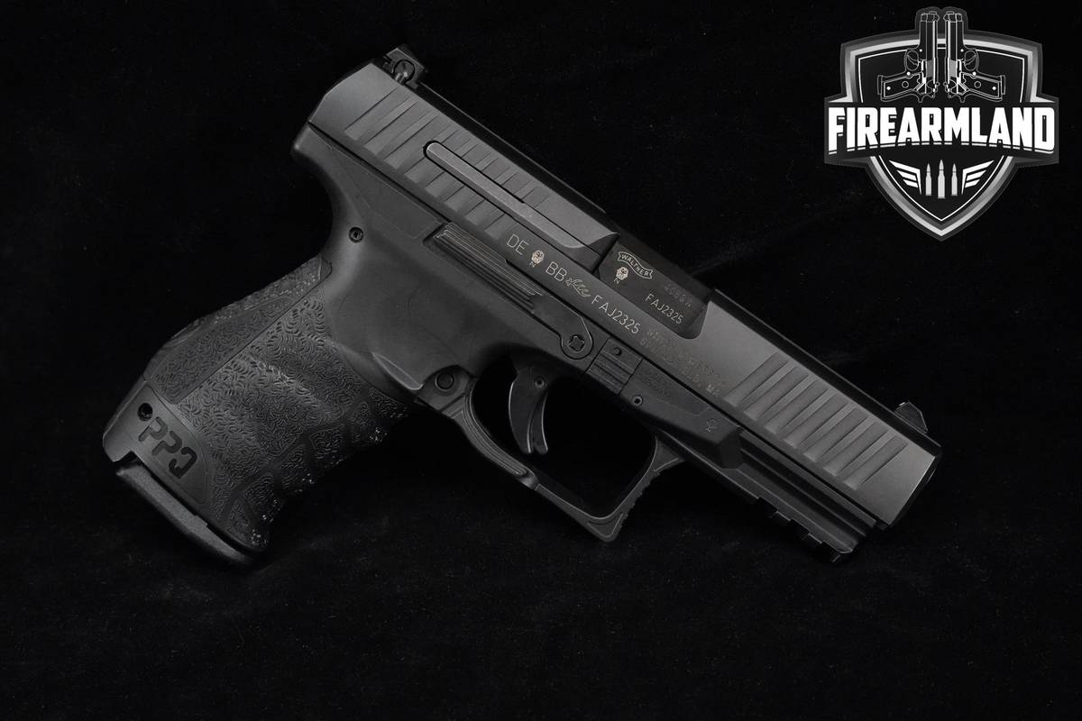Walther PPQ M1 40-S&W 4" +2 MAGS