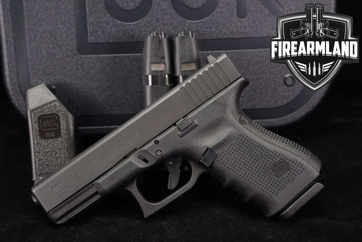 Glock 19 Gen4 9mm Luger Black in Excellent Condition