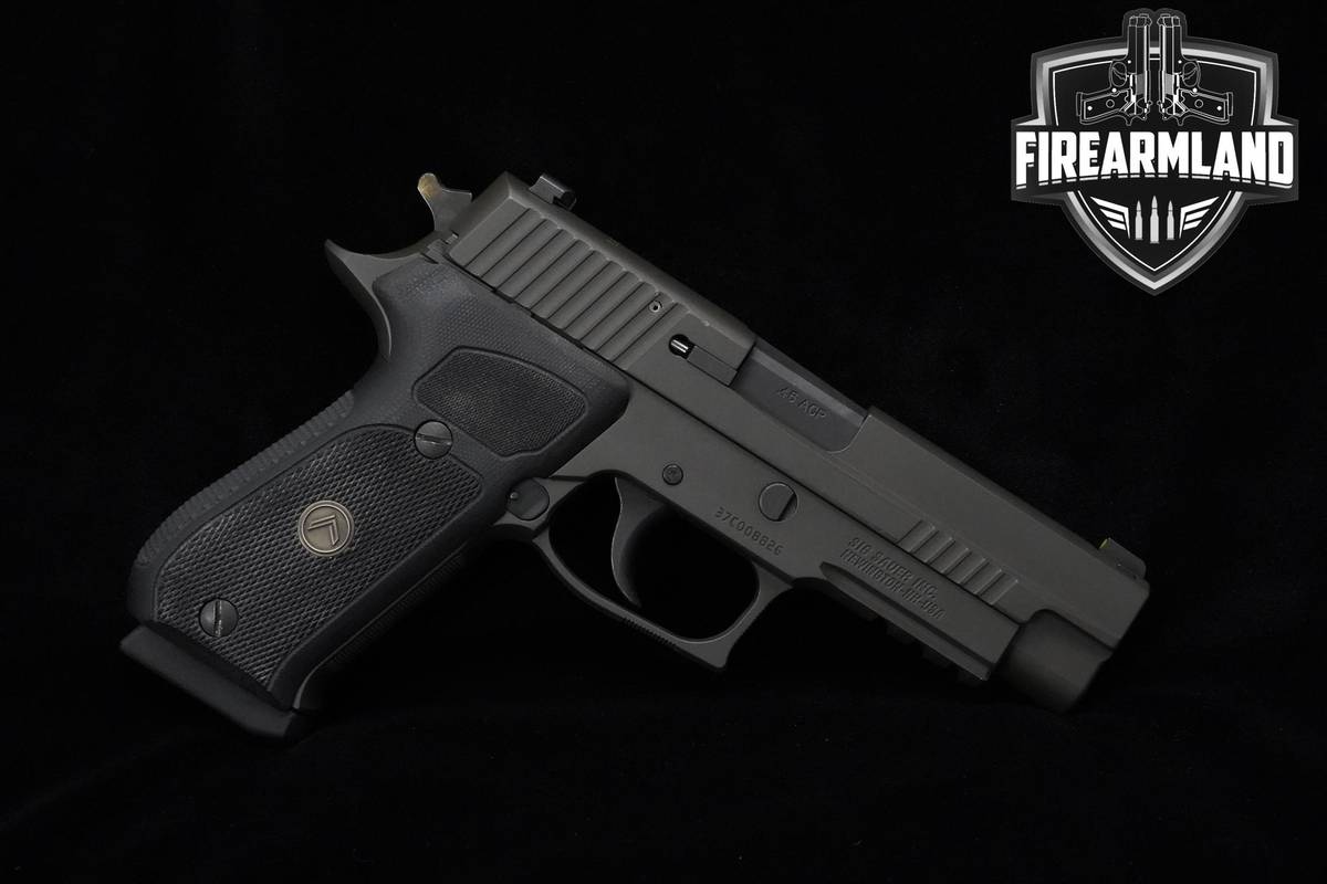 Sig Sauer P220 Legion 45 ACP 4.4" Sig-Sauer P220 P-220 +5 MAGS & ORIG CASE