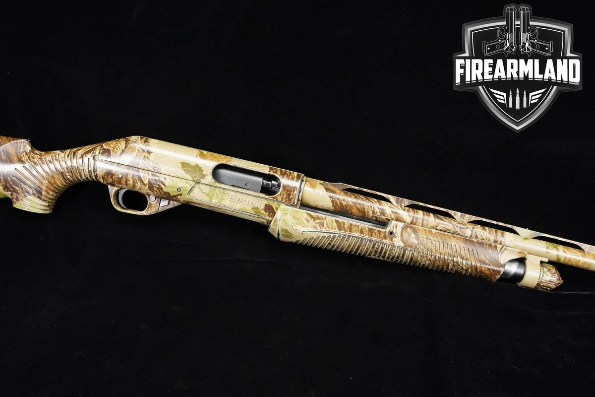ITALIAN Benelli Nova Field 12-Gauge 24" Camo