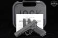 Glock 17 Gen 4 9mm Luger Black in Good Condition Image 2