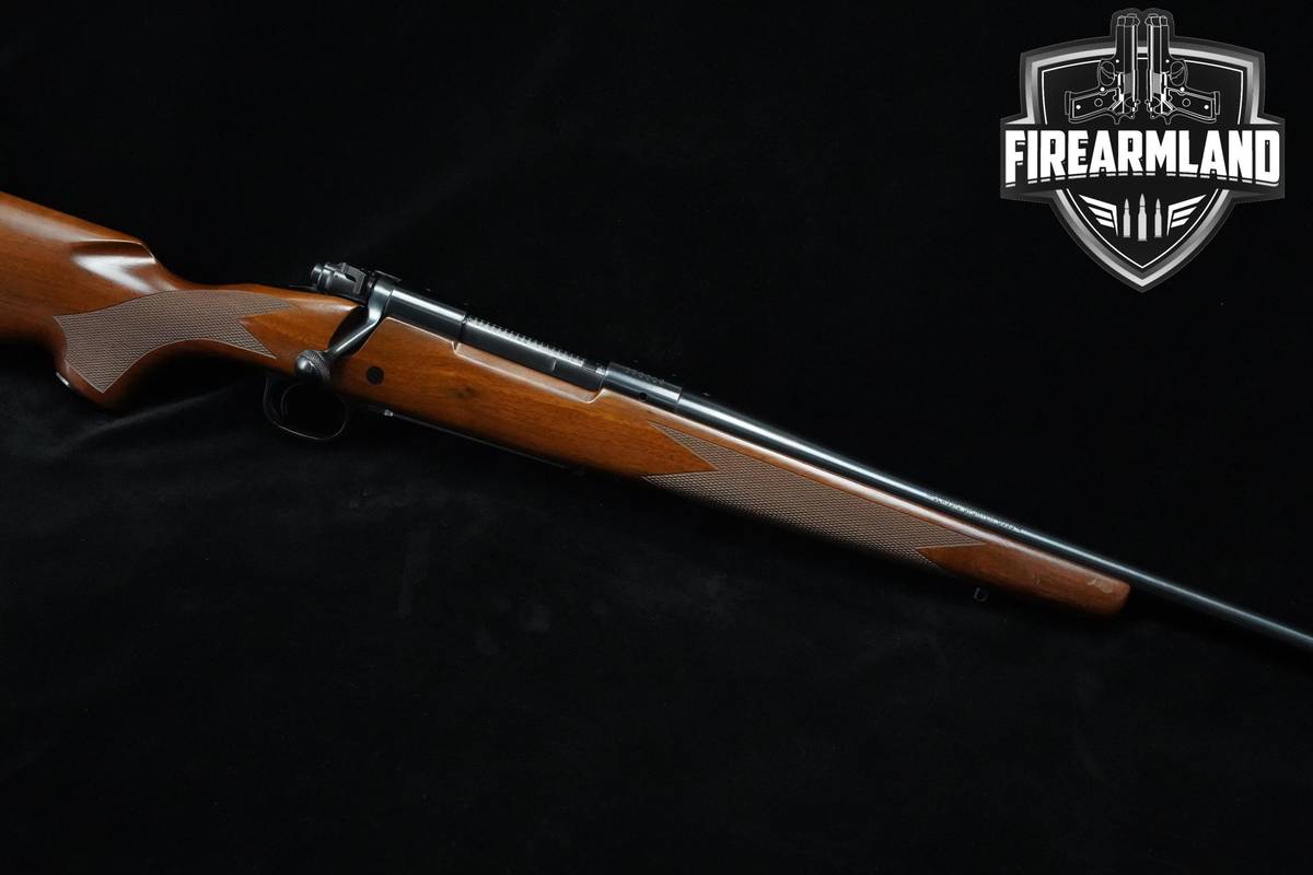 Winchester Model 70 Classic Sporter BOSS 300 Win Magnum 24" Winchester 70
