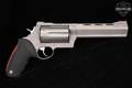 Taurus Raging Judge Magnum Model 513 .45 Colt / .454 Casull / .410 Bore Stainless in Very Good Condition Image 4