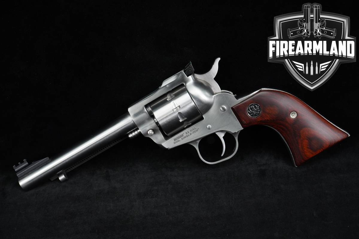 Ruger Single-Ten New Model 22LR 5.5" Satin Stainless Revolver +ORIG CASE