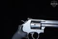 2004 Smith & Wesson (S&W) Model 617-5 .22 LR Stainless Steel in Very Good Condition Image 4