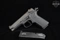 Smith & Wesson (S&W) Model 915 9mm Luger (9x19 Para) Black in Very Good Condition Image 2