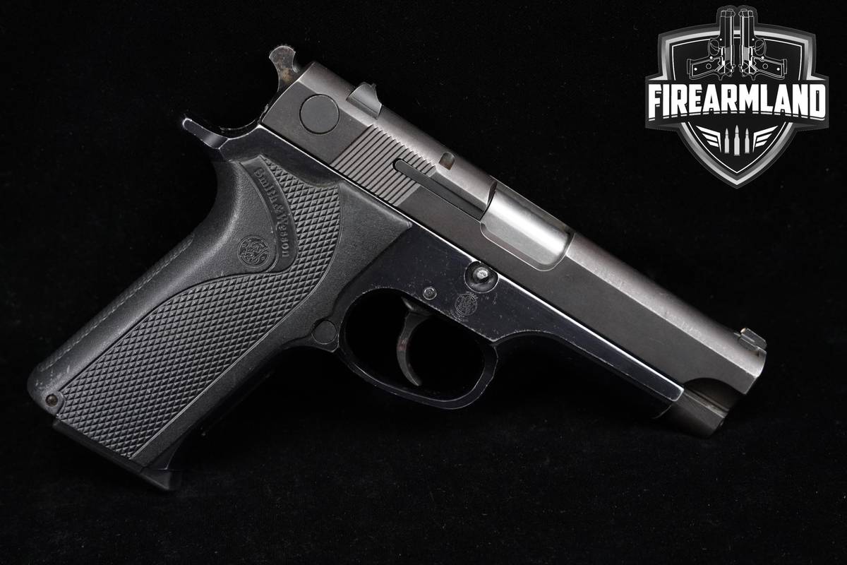 90's Smith & Wesson S&W Model 915 9mm 4 +2 MAGS