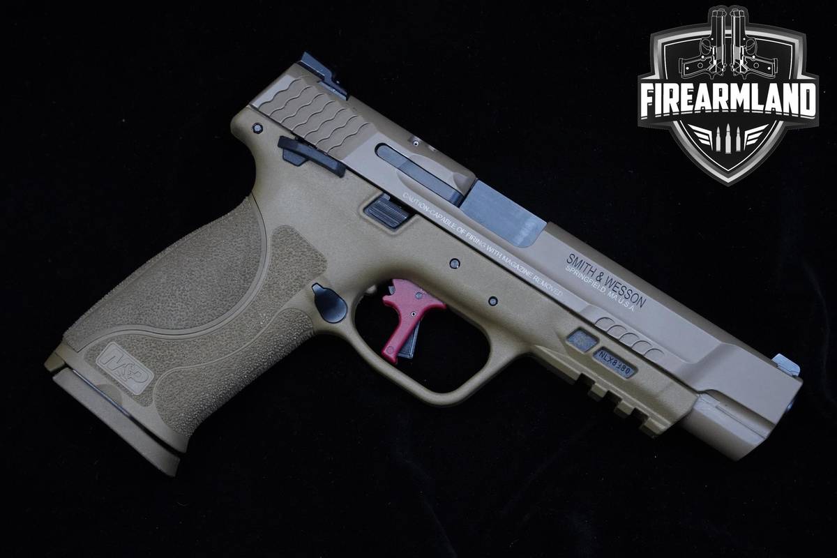 Smith & Wesson (S&W) M&P40 M2.0 TS FDE 40 S&W 5" FDE M&P40 M&P-40 +ORIG BOX