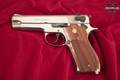 1979-1980 Smith & Wesson (S&W) Model 39-2 9mm Luger Bright Nickel in Good Condition Image 3