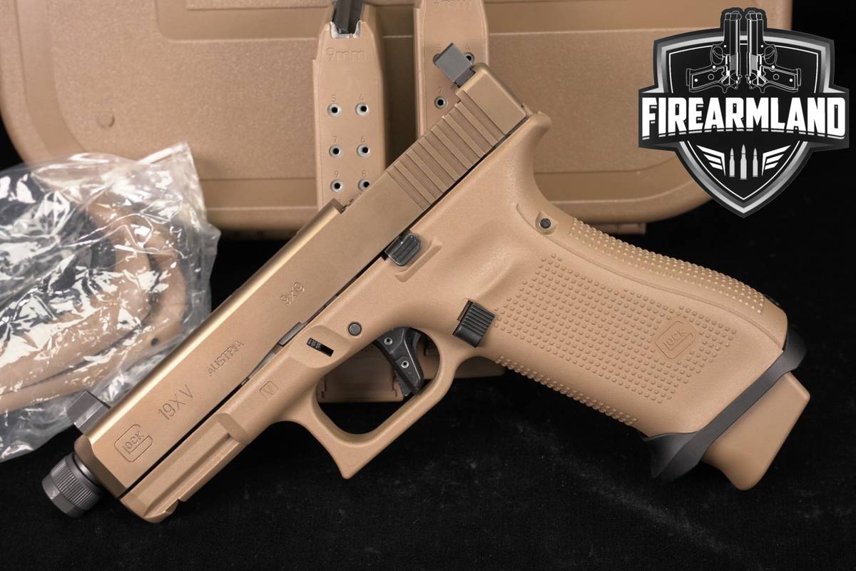 Glock 19X V MOS G19X 9mm 4.02 Coyote Tan THREADED +3 MAGS, ORIG CASE