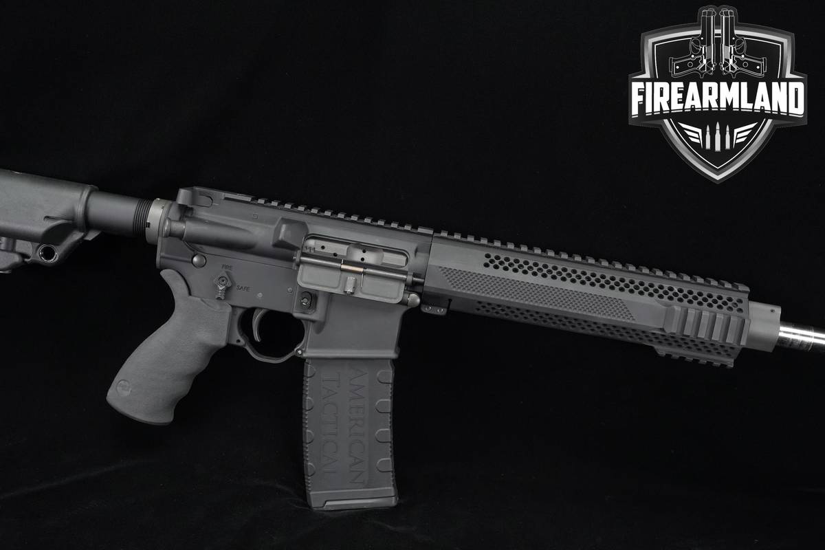 Rock River Arms RRA LAR-15 5.56 NATO AR15 18" AR +2 MAGS & ORIG CASE