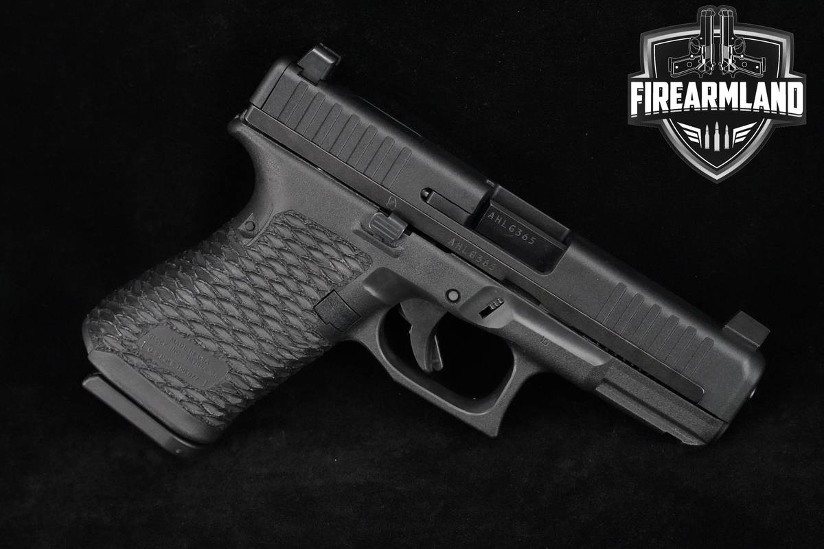 Glock 44 22LR Glock-44 G44 +2 MAGS & ORIG CASE