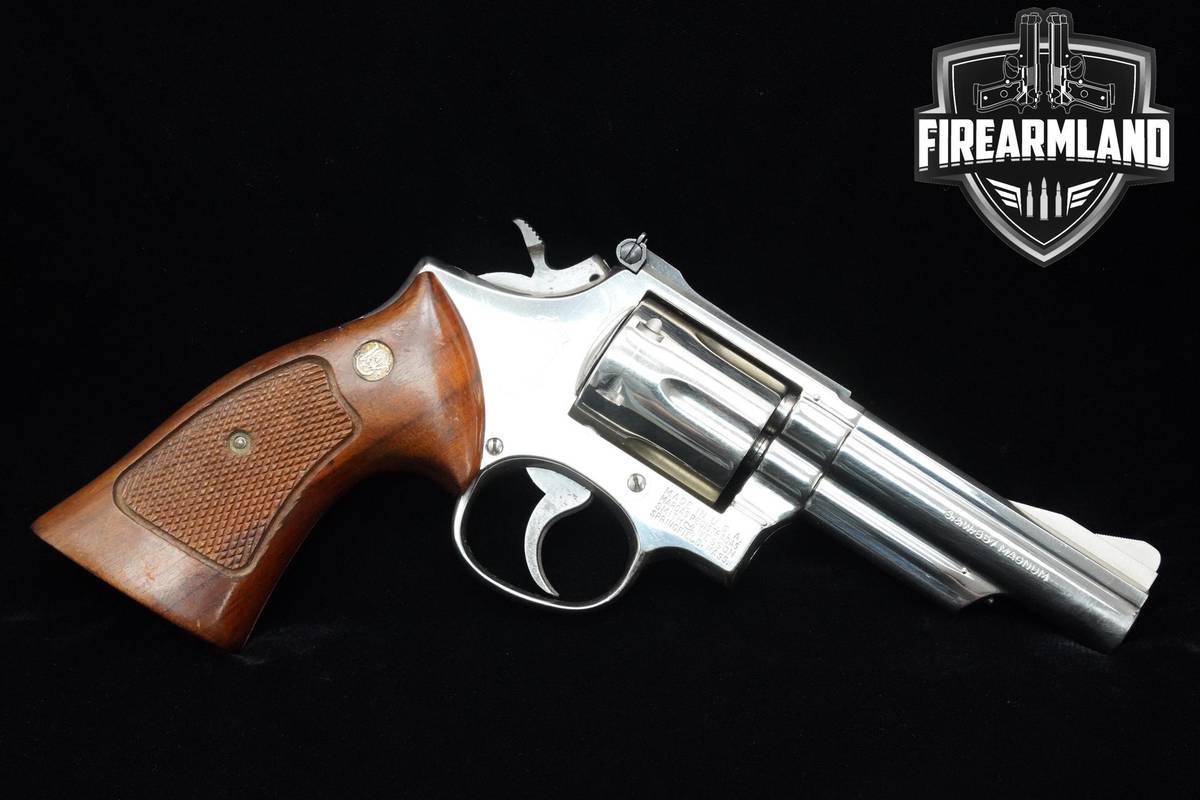 1969 Smith & Wesson Model 19-3 Combat Magnum 357 Magnum Nickel 4" S&W 19-3